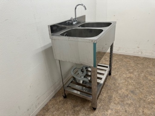 ステンレス　業務用　２槽シンク流し台　蛇口付き　厨房　飲食店　W７５０ｘＤ４５０ｘＨ８００ｍｍ