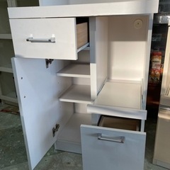 食器棚 レンジ台 中古 リサイクルショップ宮崎屋住吉店23.12.25kの画像
