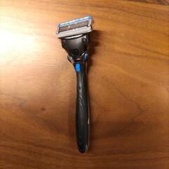 新品未使用　Schick HYDRO ４枚歯　替刃付きの画像