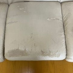 【取引済】３人掛けソファー&空気清浄機の画像