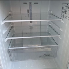 冷蔵庫 ハイセンス HR-D1302 2017年製の画像