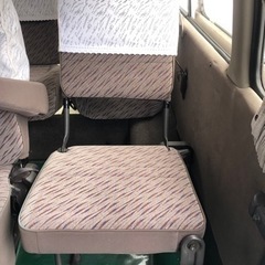 取引中ですハイエース100系　スーパーロング　折りたたみシート