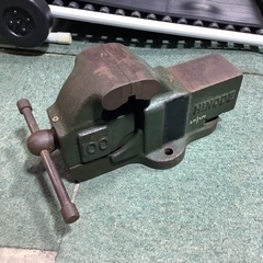 【リサイクルサービス八光】口幅100mm　HINODE 万力　ア...