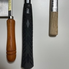 ハンマー、ノコギリの画像