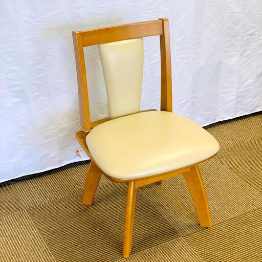 ニトリ 回転式ダイニングチェア
