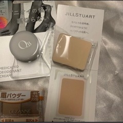 Dior口紅、JILL STUARTファンデなどの画像