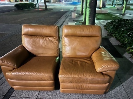 足電動上げたり下げたりします