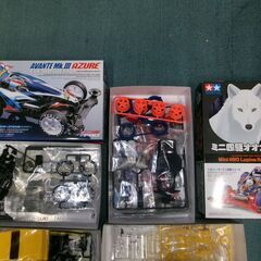 ミニ四駆　未組立 4台セット アバンテMk3アズール オオカミ2　サニーシャトル　アバンテJr.イエロースペシャル　限定車 ポリカボディー含む　引退の画像