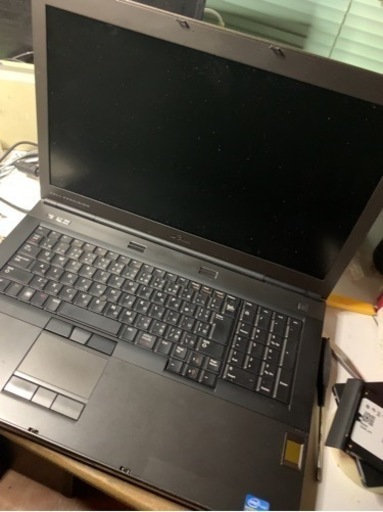 (売約済み）感謝大特価！dell precision m6600改その⑪。i7 2820QM 17インチ大画面液晶 独立GPU搭載fpM8900！SSD240G＋HDD320Gメモリー16G　win10pro64bit。