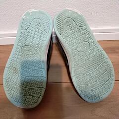 VANS♡ダンスにおすすめ！　　　　　19cm ハイカットスニーカーの画像