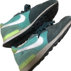 [値下げ] NIKE ナイキ  スニーカー　23cmの画像