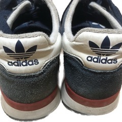 [値下げ] アディダス  adidas スニーカーの画像