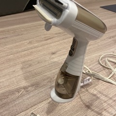 衣類　スチーマー　アイロン