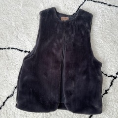 ファーベスト 未使用美品の画像