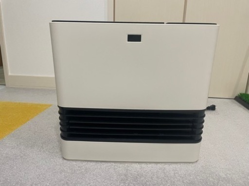 加湿付きヒーター