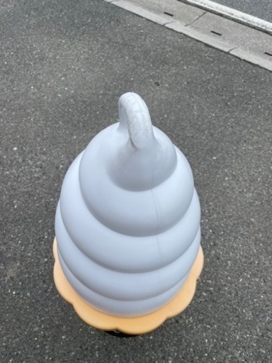 ■中古品 TOMI スジャータ ソフトクリームスタンド ランプ オブジェ 照明 動作問題なし■