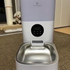 犬猫用　給餌器　PETLIBRO社製