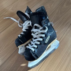 アイスホッケー　スケート靴　BAUER