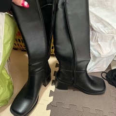 ブーツ　膝下の画像