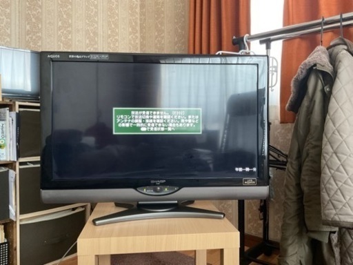 SHARP AQUOS 32インチ液晶テレビ　2010年製