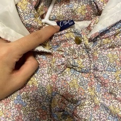 【新品未使用】クレッシェント　花柄　ダウンジャケット　100cmの画像