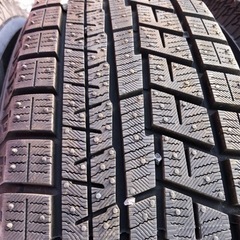 冬タイヤ 165/70R14 軽自動車用アルミ付き2021年製バリ山スタッドレス4本組の画像