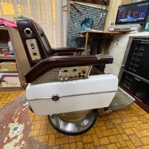 タカラベルモント　859 バーバーチェア