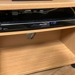 テレビ、テレビボード　ブルーレイの画像