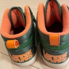 子供靴　スニーカー　スタンスミス  アディダス　vansの画像