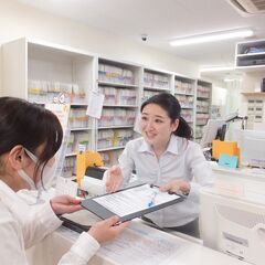 無資格・未経験OK！総合型クリニックで医療事務◇シフト制で長期休...