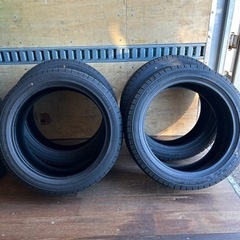 スタッドレスタイヤ　215/45R17