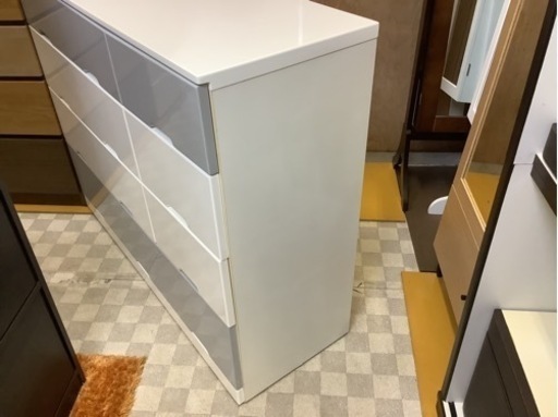 【リサイクルサービス八光    幅1195【マルミツ】4段チェスト《グレー×ホワイト》DS-44NUV