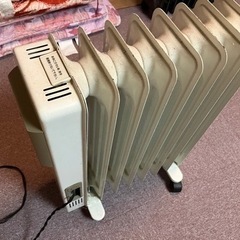 オイルヒーター　ホワイト