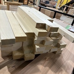端材　60mm×30mm 角材 長さ455mm〜585mm 42本まとめての画像