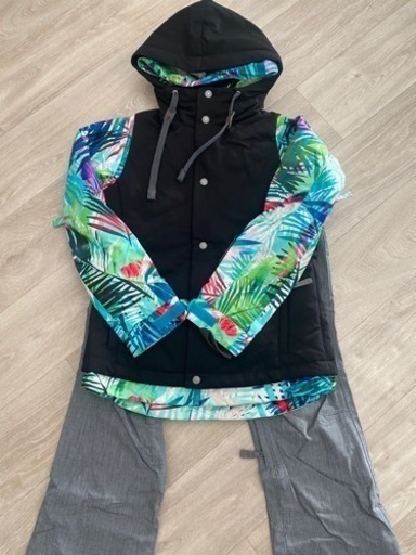 ESTIVO スノーボードウエア　レディース