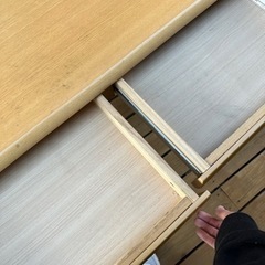 小学生の勉強机の画像