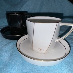  コーヒーカップ　カップ&ソーサー　valentino garavani(ヴァレンティノガラヴァーニ)の画像