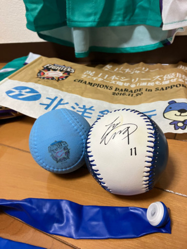 2016.優勝パレードフラッグ＆レプリカサインボール付き☆ファイターズグッズ