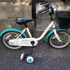 子供　自転車　補助輪付属　16インチ