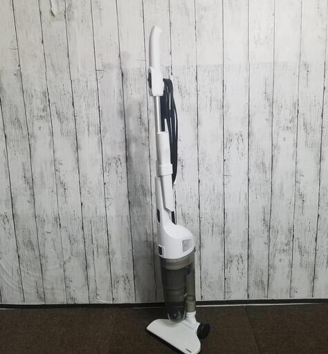 ツインバード　スティック型掃除機　サイクロン式　2019年製\n