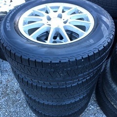 冬タイヤ 215/65R16 PCD114アルミ付きスタッドレス...