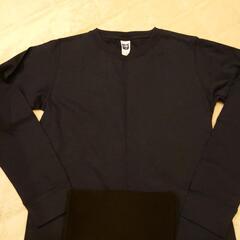 丸首長袖Tシャツの画像