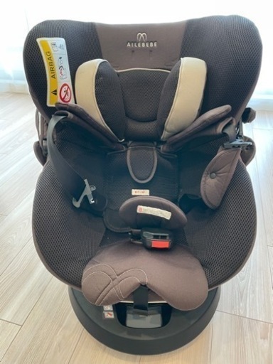 エールべべ　チャイルドシート