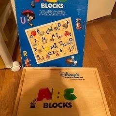World family ディズニー　ABC BLOCKS 