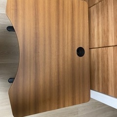 昇降デスク　ビジネスデスクの画像