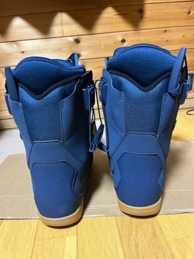DEELUXEのスノボブーツ