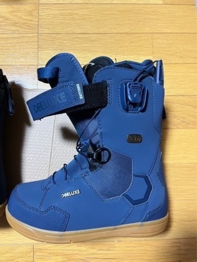 DEELUXEのスノボブーツ