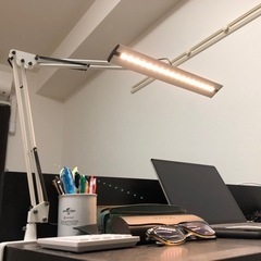 ⭐️IKEA LEDデスクライト(その他デスク周辺機器等は付属しません)の画像