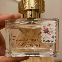 ジョン　ガリアーノ・パルレ・アムール　オードトワレ　30ml　　の画像