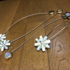 お花　カーテンタッセル　4つ　カーテン留めの画像